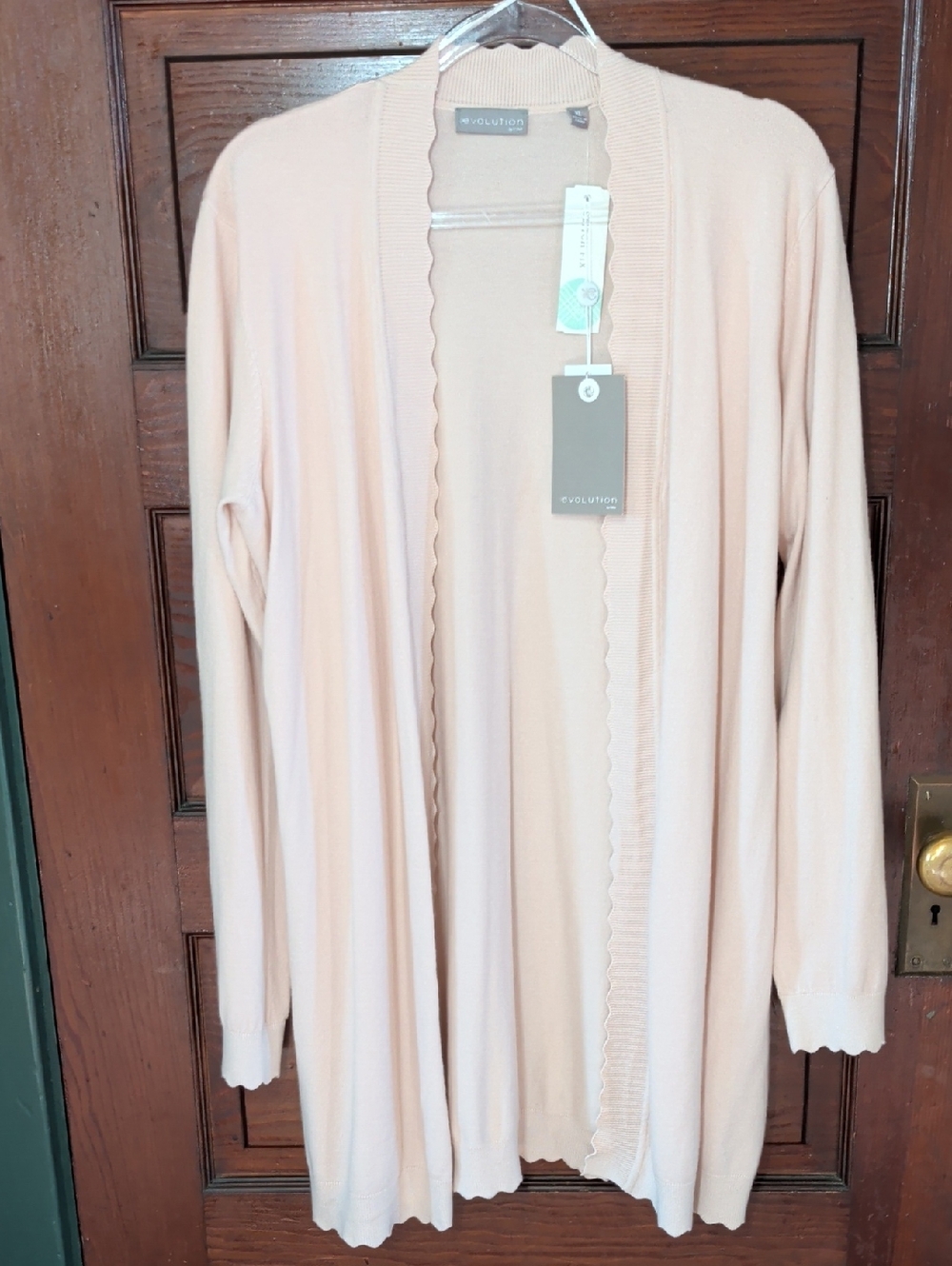 Scalloped Edge Open-Front Blush Cardigan - Picture 2 of 13